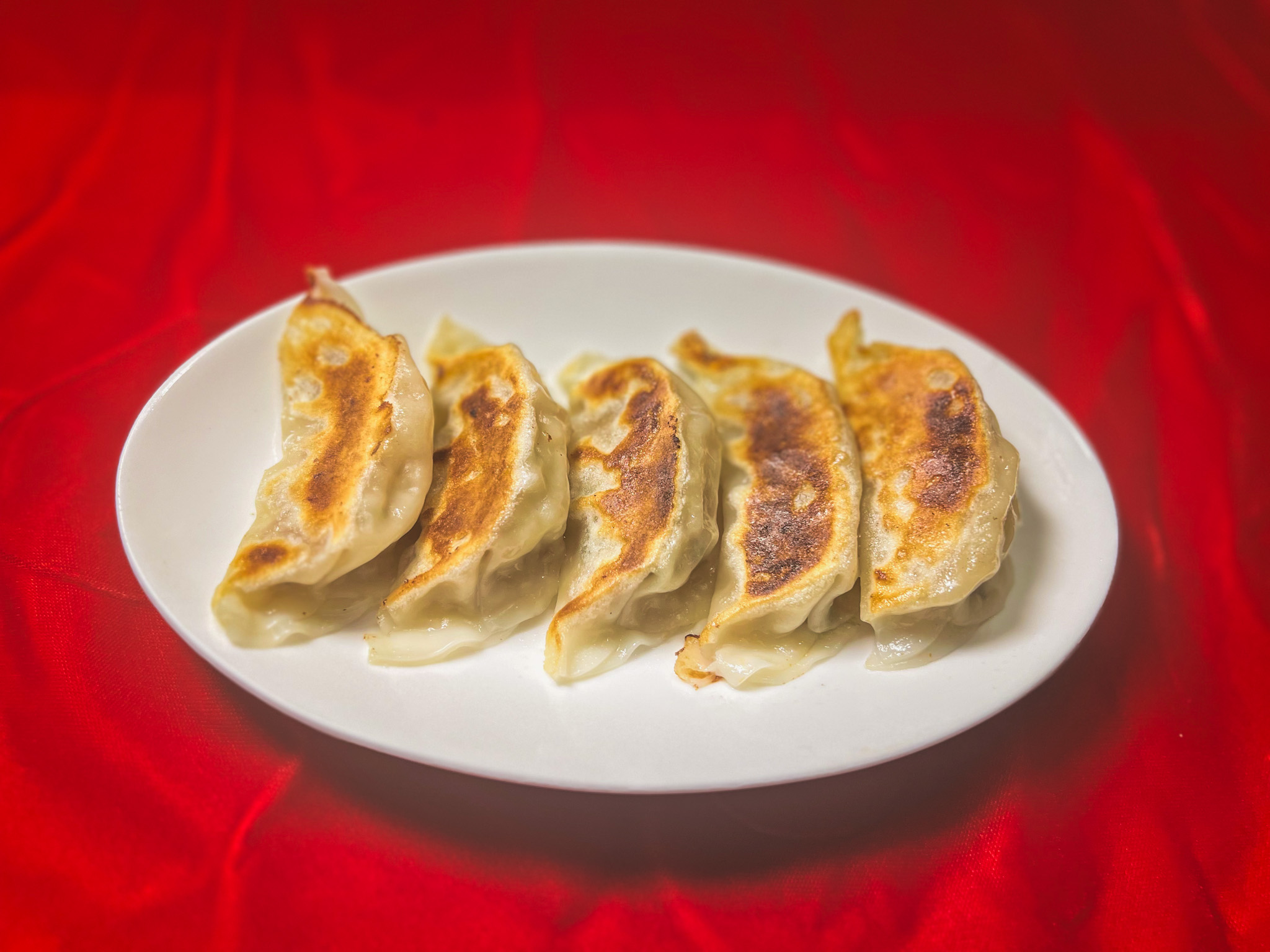 王家　にんにく餃子
